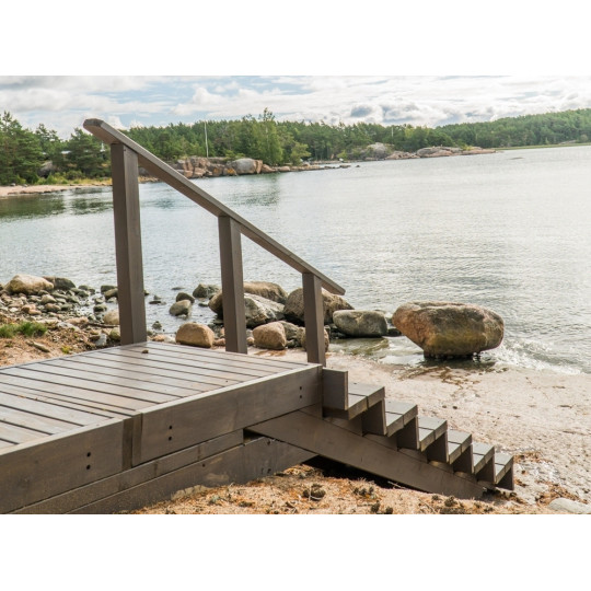 Tammiston Puu Pihaportaan reisipuu, 7 askelmalla