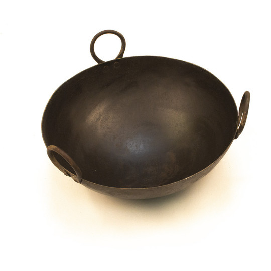 Kolmijalka ja nuotiopannu, 60 cm Kadai